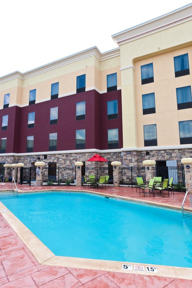 Hampton Inn And Suites Tulsa Central Exterior foto